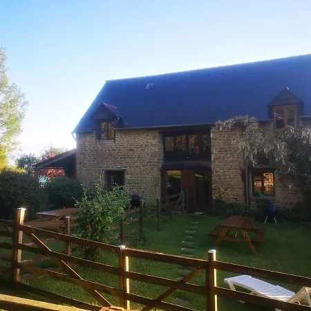 Gites Ferme De La Baie Roz-sur-Couesnon Exterior photo